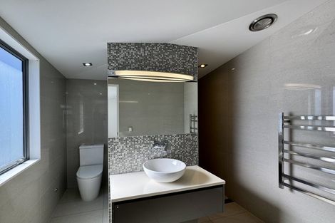 Photo of property in 16 Bucklands Beach Road, Bucklands Beach, Auckland, 2012
