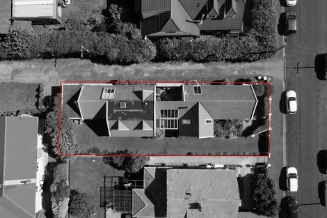 Photo of property in 28 Ings Avenue, Saint Clair, Dunedin, 9012