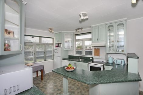 Photo of property in 14 Kensington Road, Marton, 4710