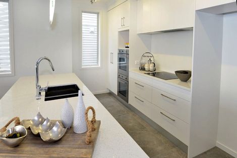 Photo of property in 45 Panorama Heights, Orewa, 0931