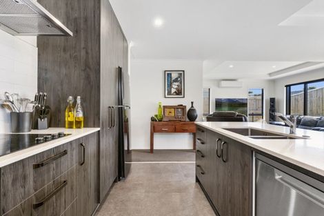 Photo of property in 73 Ridge Drive, Omokoroa, 3114