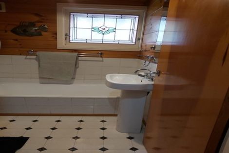 Photo of property in 52 Doralto Road, Frankleigh Park, New Plymouth, 4310