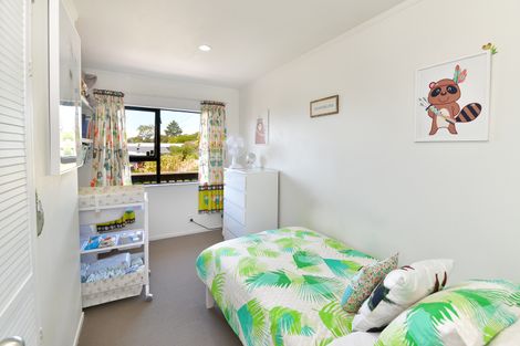 Photo of property in 360a Whangaparaoa Road, Stanmore Bay, Whangaparaoa, 0932