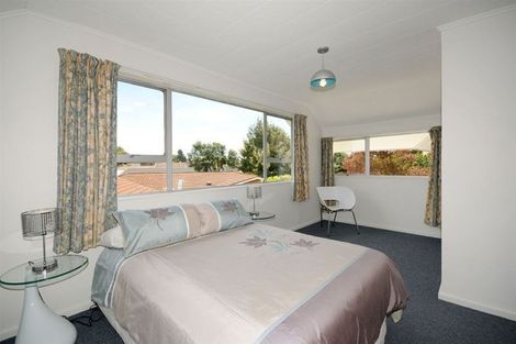 Photo of property in 35 Bucknell Street, Sockburn, Christchurch, 8042