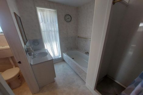 Photo of property in 5 Nanette Street, Upper Riccarton, Christchurch, 8041