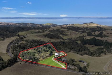 Photo of property in 2856 South Head Road, South Head, Helensville, 0874
