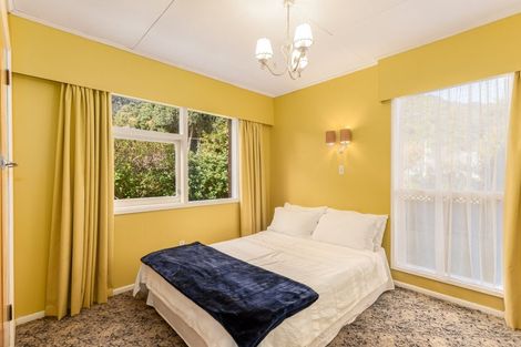 Photo of property in 20 Puriri Street, Eastbourne, Lower Hutt, 5013