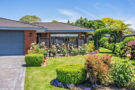 Photo of property in 14 Hurunui Street, Waikanae, 5036