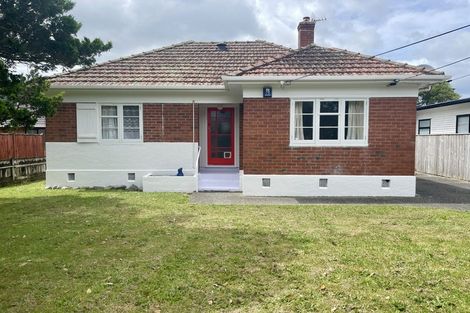 Photo of property in 8 Brook Street, Waiwhetu, Lower Hutt, 5010