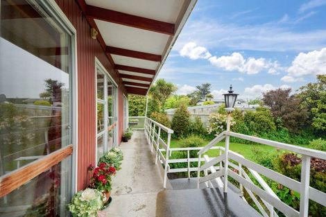 Photo of property in 25 Nichol Street, Heidelberg, Invercargill, 9812