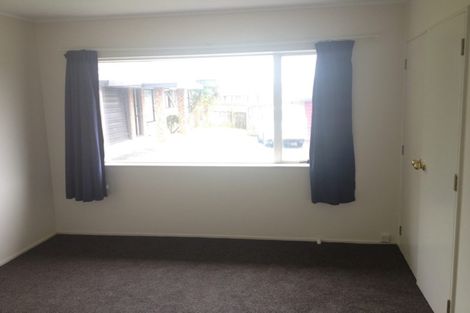 Photo of property in 2/14 Bellville Drive, Clendon Park, Auckland, 2103