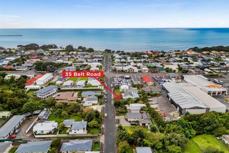 Photo of property in 35 Belt Road, Moturoa, New Plymouth, 4310