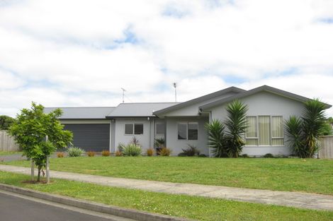 Photo of property in 11 East Street, Pukekohe, 2120