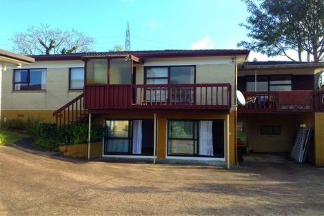 Photo of property in 2/4 Wanganella Place, Lynfield, Auckland, 1042