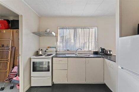 Photo of property in 1/22 Barneys Farm Road, Clendon Park, Auckland, 2103