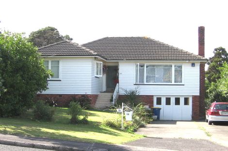Photo of property in 16 Covil Avenue, Te Atatu South, Auckland, 0610
