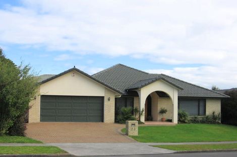 Photo of property in 31 Westerham Drive, Dannemora, Auckland, 2016