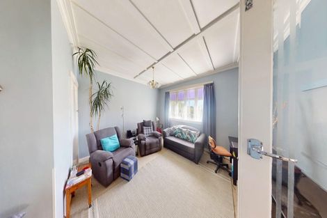 Photo of property in 104 Gonville Avenue, Gonville, Whanganui, 4501