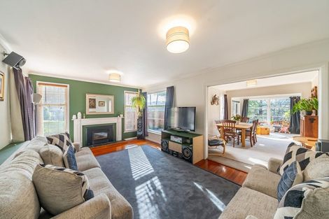 Photo of property in 51 Wyndham Road, Pinehaven, Upper Hutt, 5019