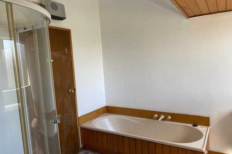 Photo of property in 2/63 Rountree Street, Upper Riccarton, Christchurch, 8041