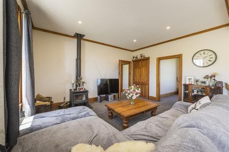 Photo of property in 628 Parewanui Road, Bulls, 4894