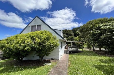 Photo of property in 1/22 Fernlea Rise, Bayview, Auckland, 0629