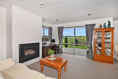 Photo of property in 165 Gray Road, Te Kamo, Kamo, 0185