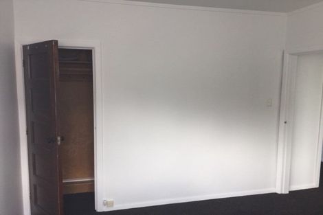 Photo of property in 106 Moorefield Road, Johnsonville, Wellington, 6037