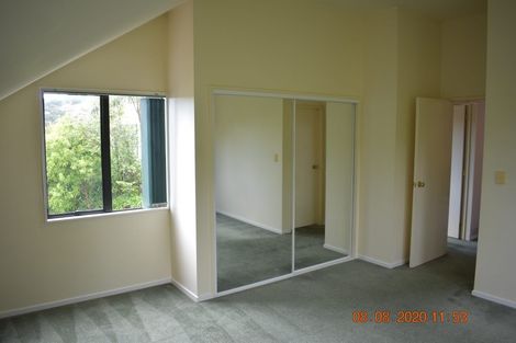 Photo of property in 31c Greenvalley Rise, Glenfield, Auckland, 0629