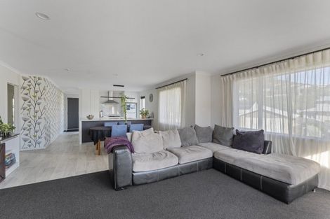 Photo of property in 2 Olivias Place, Stoke, Nelson, 7011