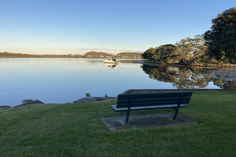 Photo of property in 1a Roretana Drive, Athenree, Waihi Beach, 3177