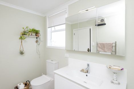 Photo of property in 206 Whitaker Street, Whataupoko, Gisborne, 4010