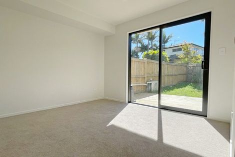 Photo of property in 7/105 Hobsonville Road, West Harbour, Auckland, 0618