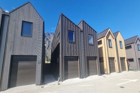 Photo of property in 33 Ryan Loop, Jacks Point, 9371