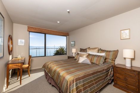 Photo of property in Waterfront Apartments, 309 Wakefield Quay, Stepneyville, Nelson, 7010