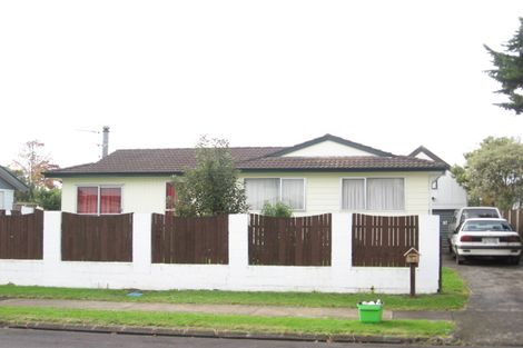 Photo of property in 29 Darren Crescent, Half Moon Bay, Auckland, 2012