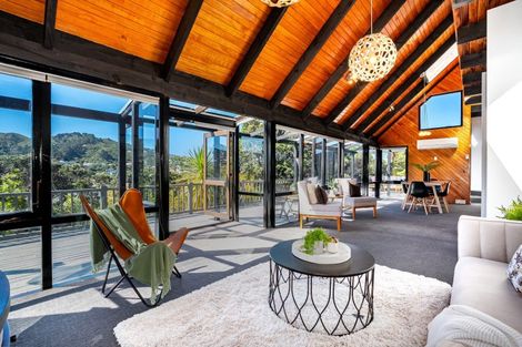 Photo of property in 1 Indira Place, Khandallah, Wellington, 6035