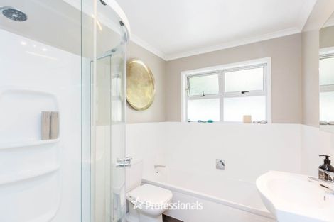 Photo of property in 96 Kamahi Street, Stokes Valley, Lower Hutt, 5019