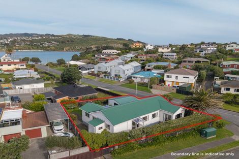 Photo of property in 2 John Street, Titahi Bay, Porirua, 5022