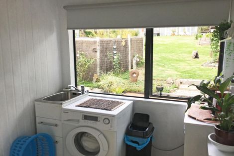 Photo of property in 9 Marshall Road, Kaiwaka, 0573