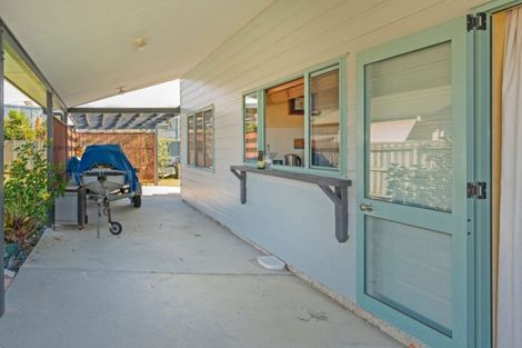 Photo of property in 17 Endeavour Close, Whitianga, 3510