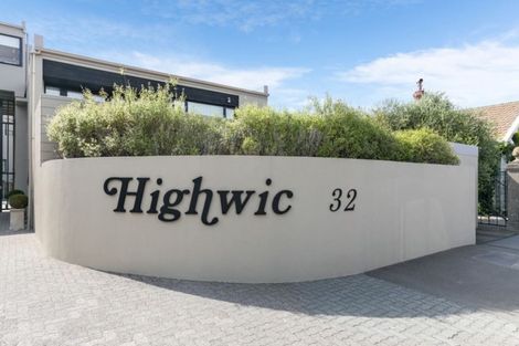 Photo of property in Highwic, 1/32 Hobson Street, Thorndon, Wellington, 6011