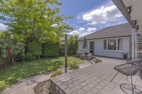 Photo of property in 1/6 Penhelig Place, Burnside, Christchurch, 8053