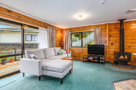 Photo of property in 6 The Bollard, Whitby, Porirua, 5024