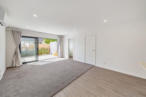 Photo of property in 8/104 Martin Street, Wallaceville, Upper Hutt, 5018
