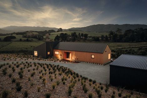 Photo of property in 2136d Cove Road, Mangawhai, Kaiwaka, 0573