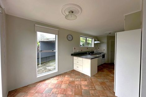 Photo of property in 50 Aniseed Grove, Timberlea, Upper Hutt, 5018