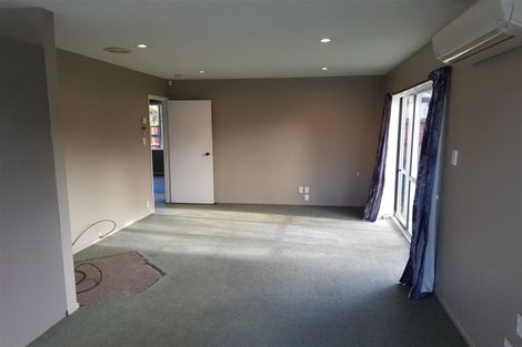 Photo of property in 2/12 Glenbyre Place, Bromley, Christchurch, 8062