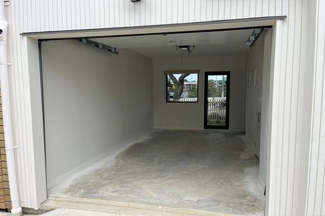 Photo of property in 26a Oreil Avenue, West Harbour, Auckland, 0618