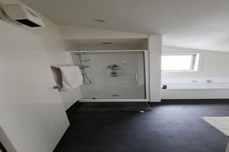 Photo of property in 4/50 Elizabeth Street, Moera, Lower Hutt, 5010